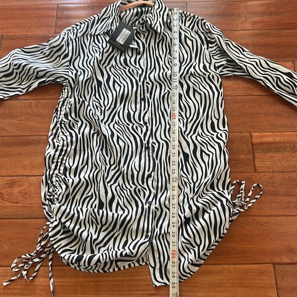 PrettyLittleThing Size 6 Black Zebra Tie Side Button Up Shirt Dress - Picture 8 of 8